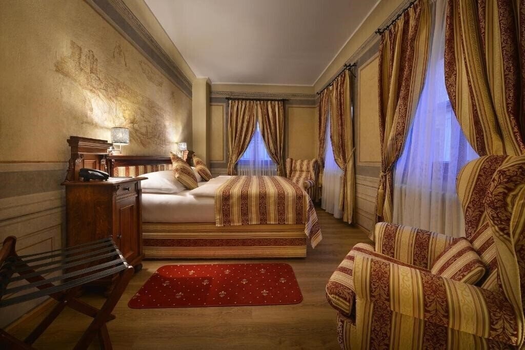 Фото The Charles Hotel 4*