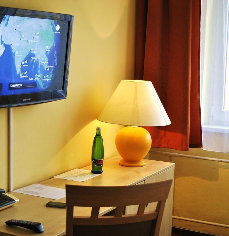 Территория Charles 3*