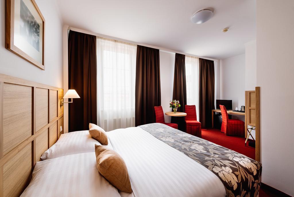 Территория Mh Apartments Central Prague 3*