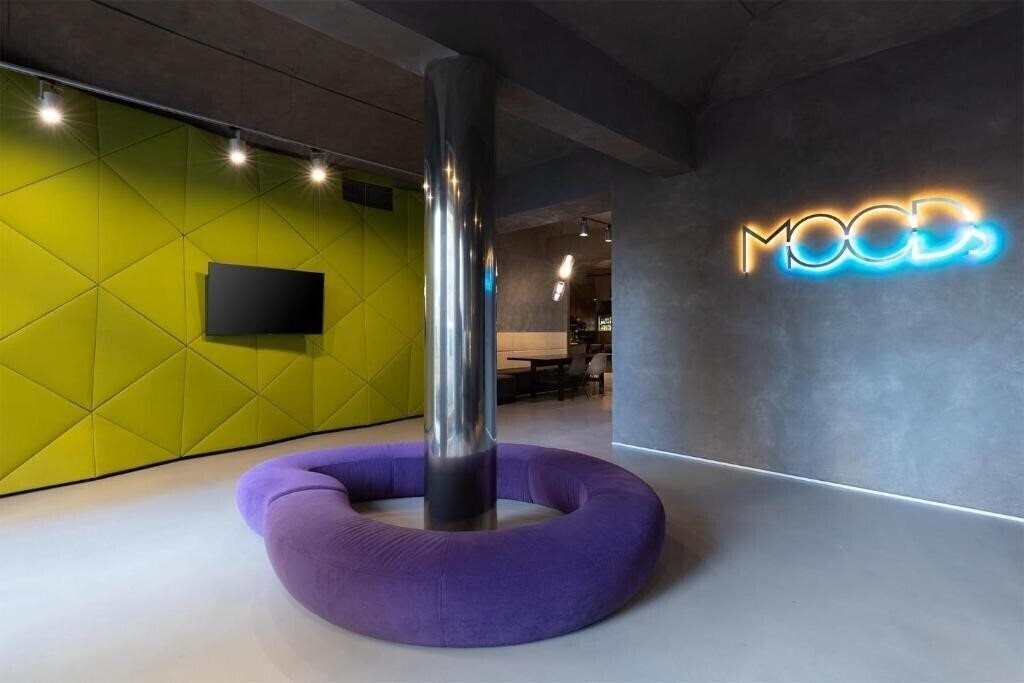 Апартаменты Moods Boutique Hotel 4*