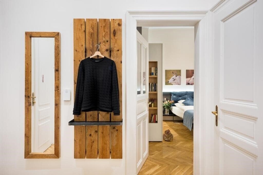 Панорама Mooo Apartments 4*