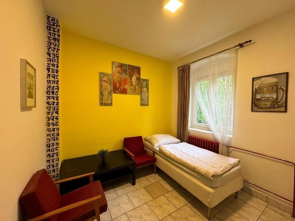 Апартаменти Hostel Marabou Prague 2*