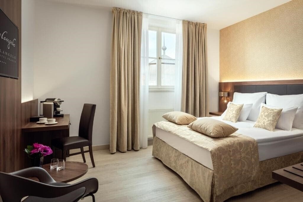 Отель Michelangelo Grand Hotel 4*