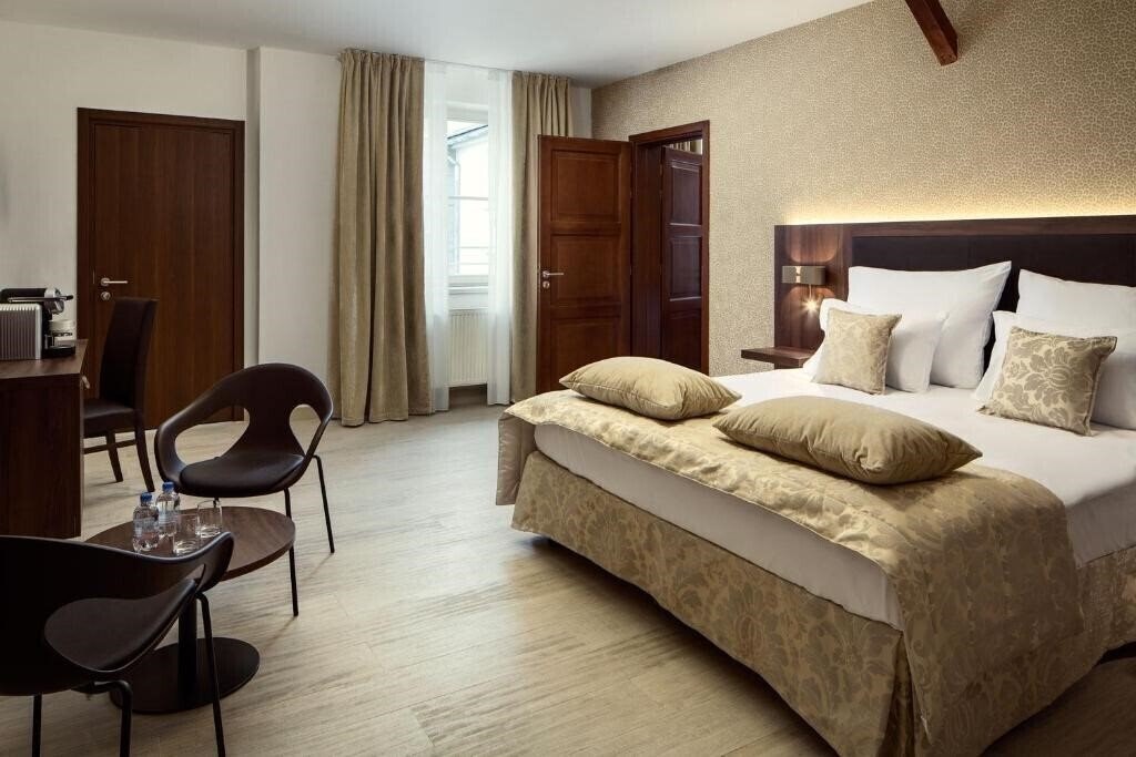 Апартаменты Michelangelo Grand Hotel 4*