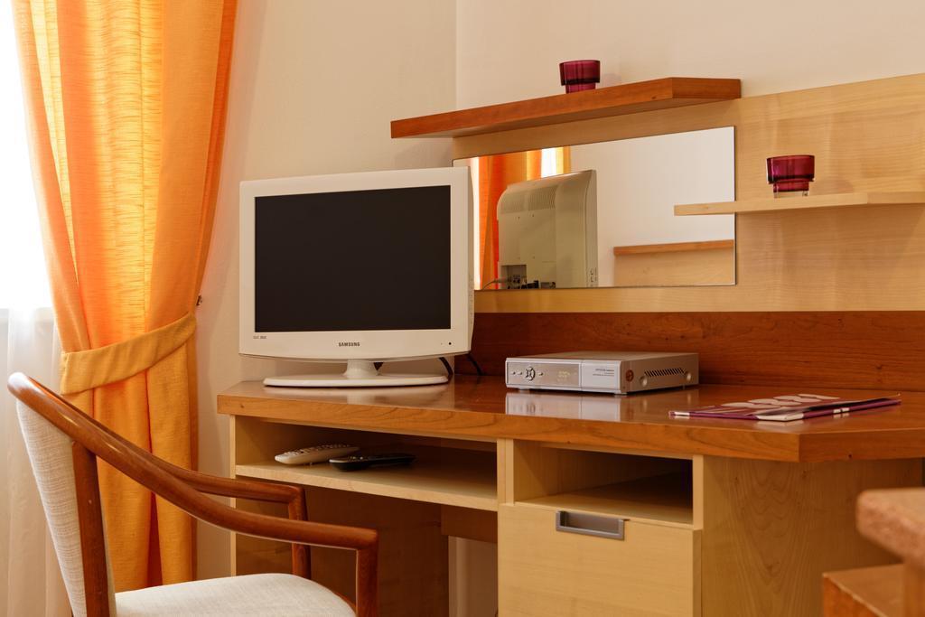 Территория Lavanda Hotel And Apartments 3*