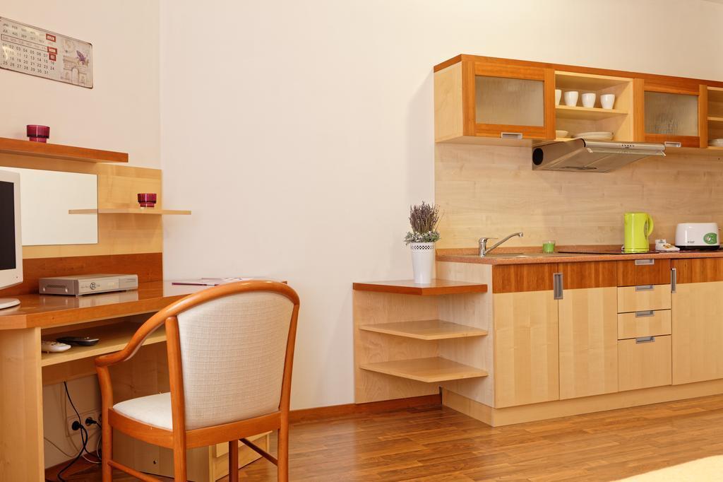 Апартаменты Lavanda Hotel And Apartments 3*