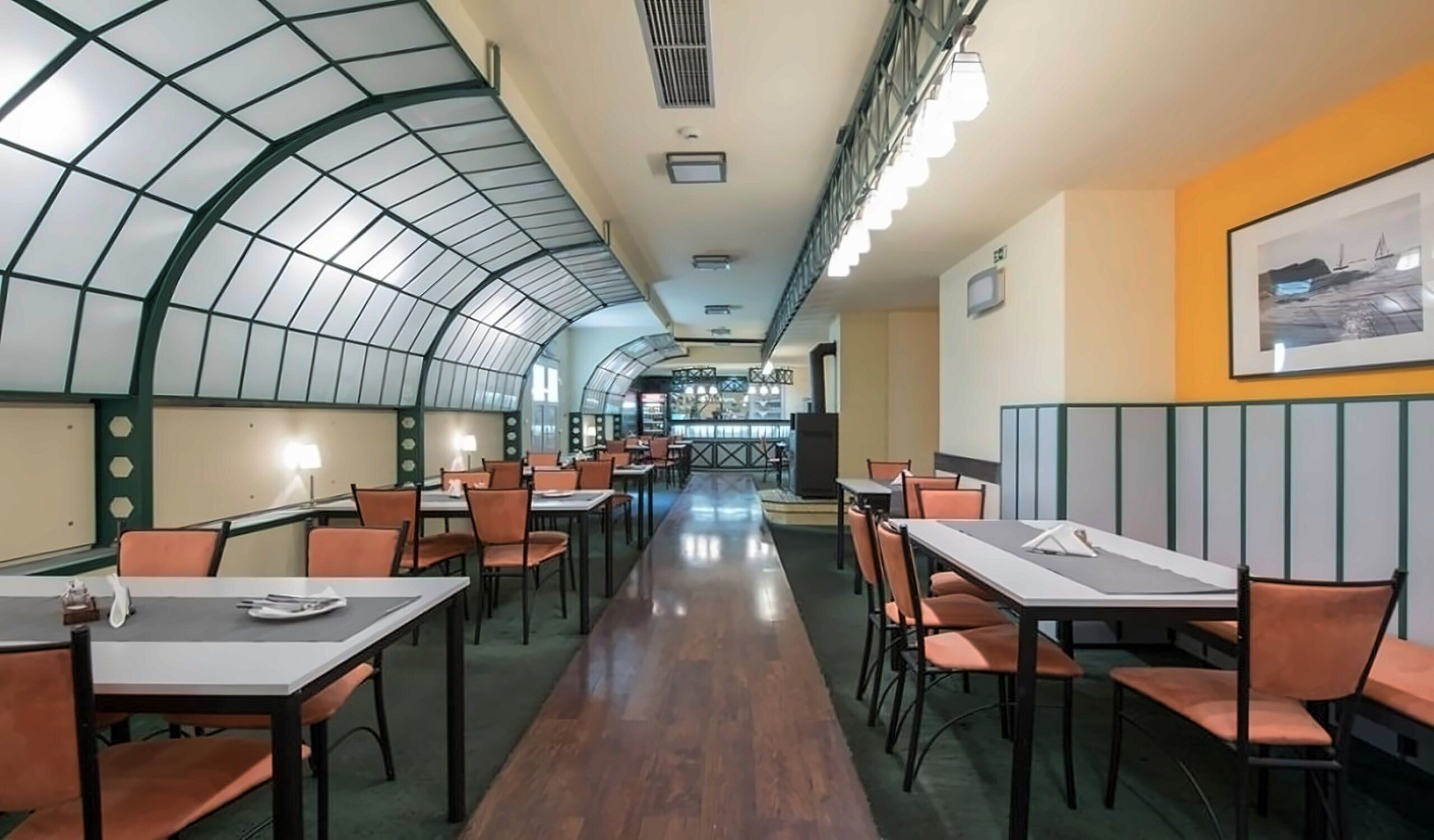 Территория Hotel Ostruvek Praha 3*