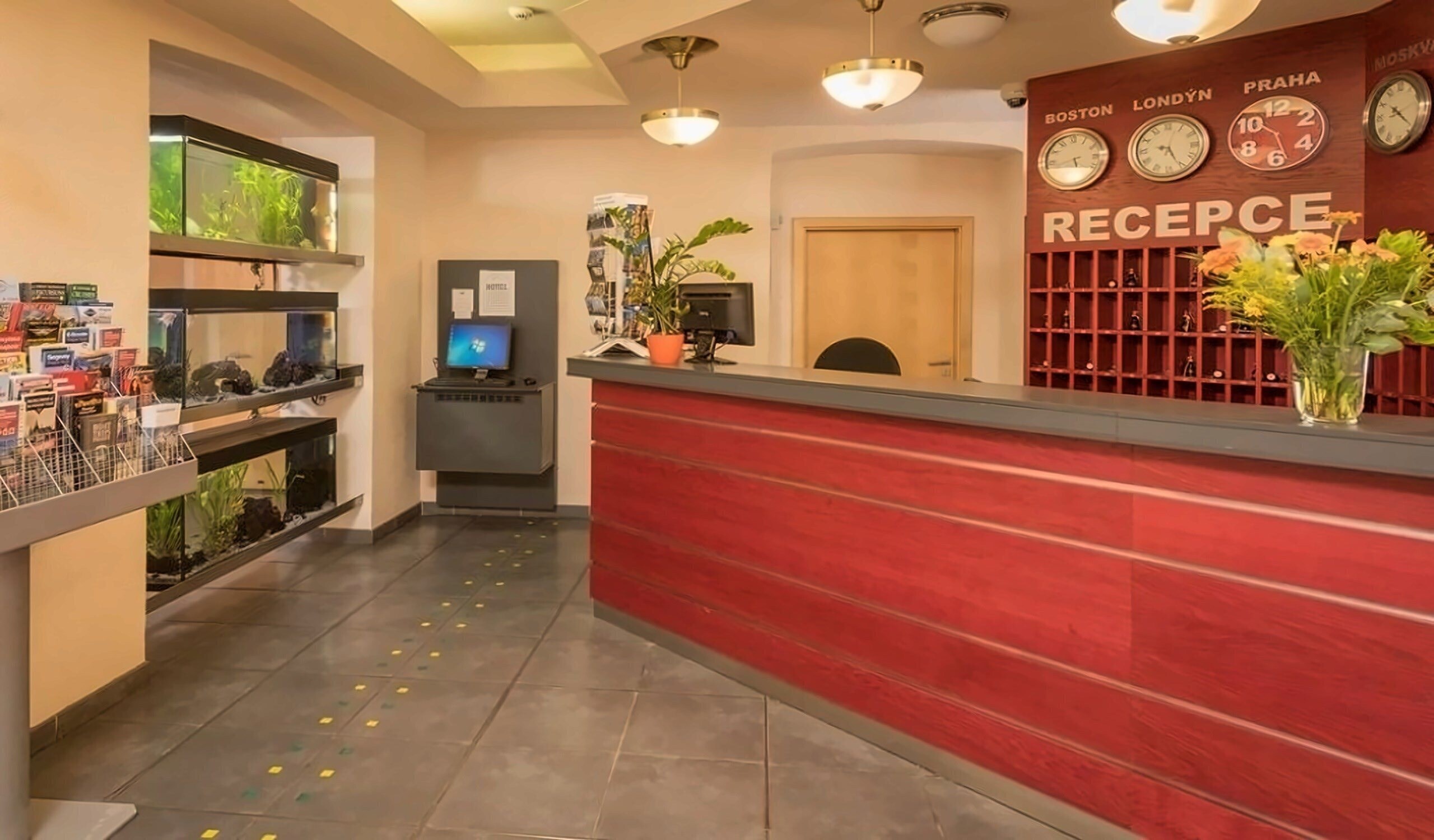 Апартаменты Hotel Ostruvek Praha 3*