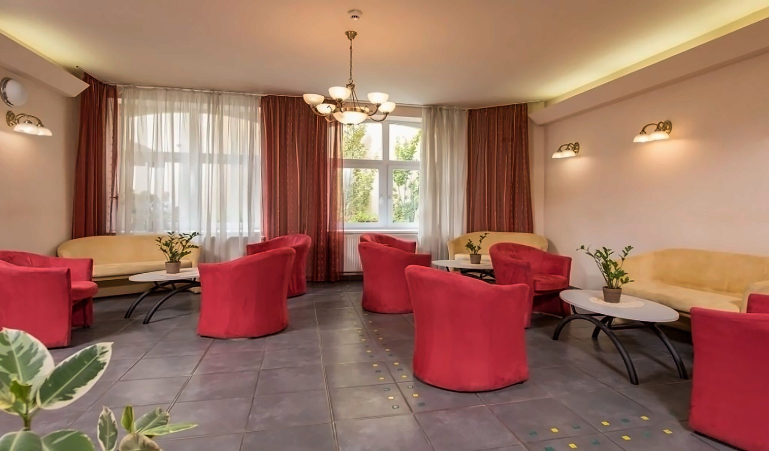 Панорама Hotel Ostruvek Praha 3*