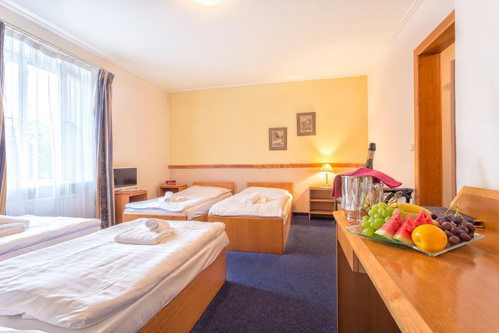 Территория Carl Inn 4*
