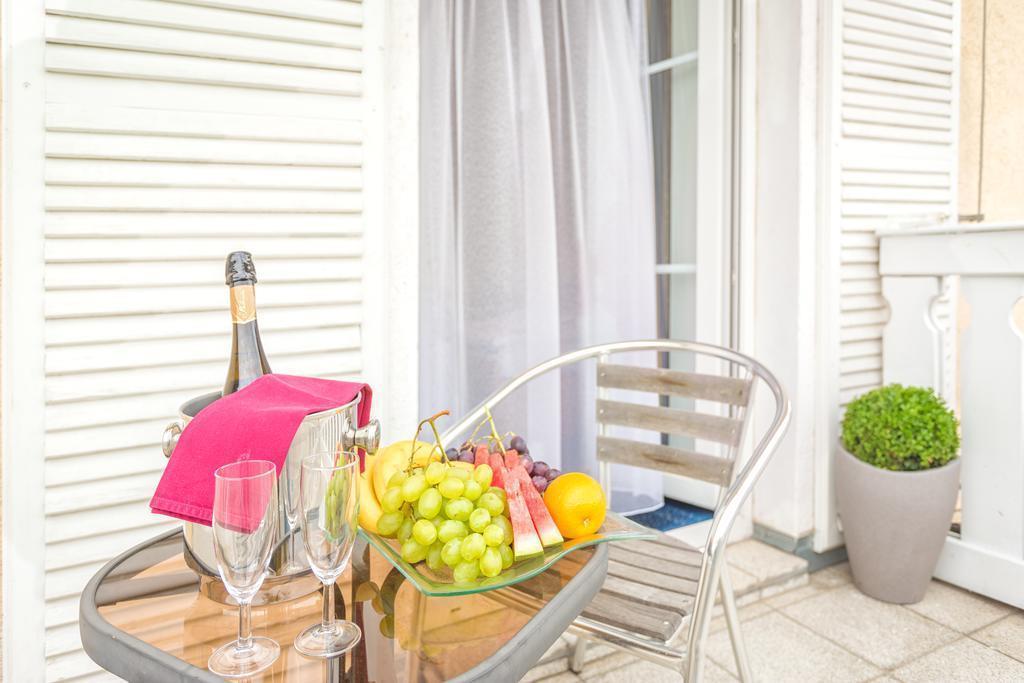 Апартаменты Carl Inn 4*