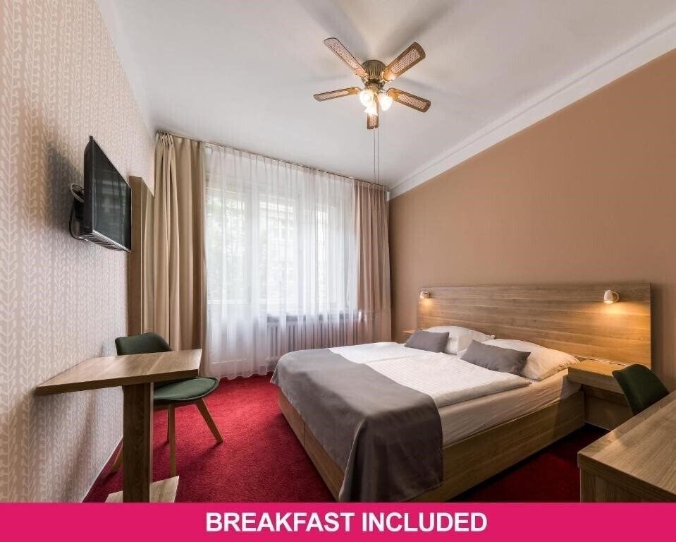 Готель Denisa 4*