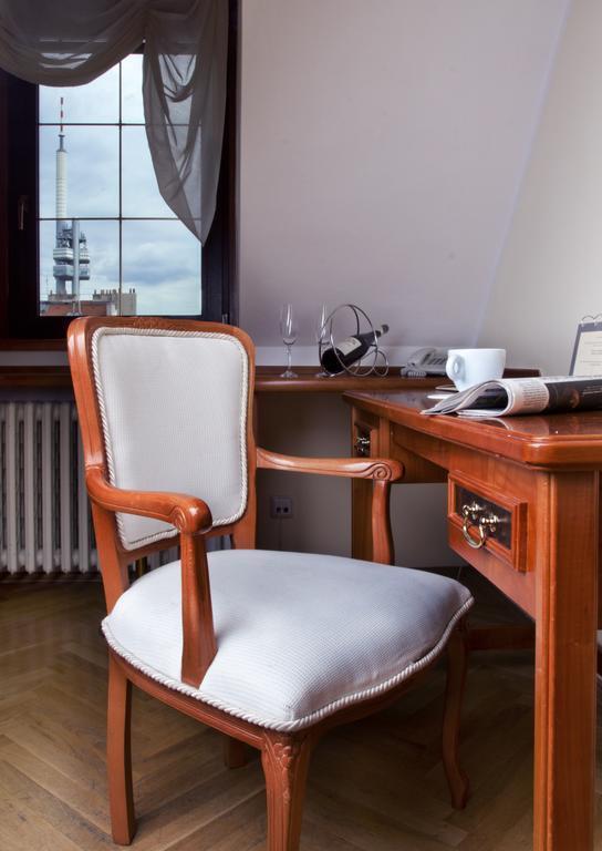 Апартаменти Louren 4*