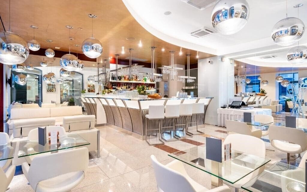 Панорама Grandium Prague 5*