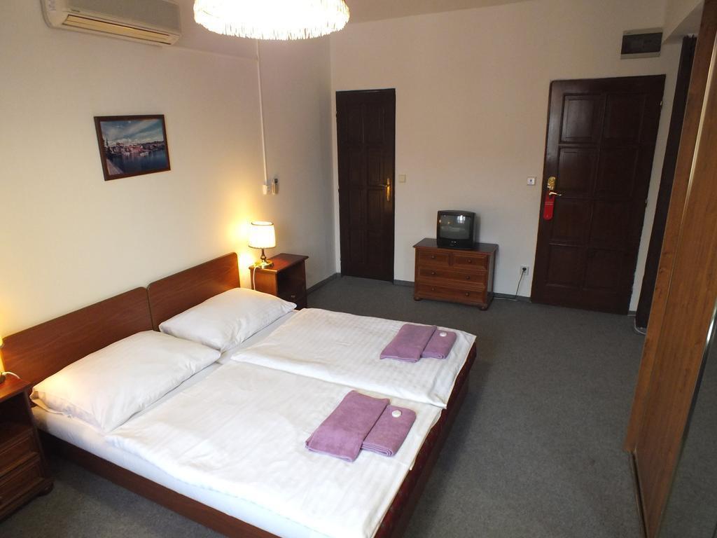 Панорама Pension Brezina 3*