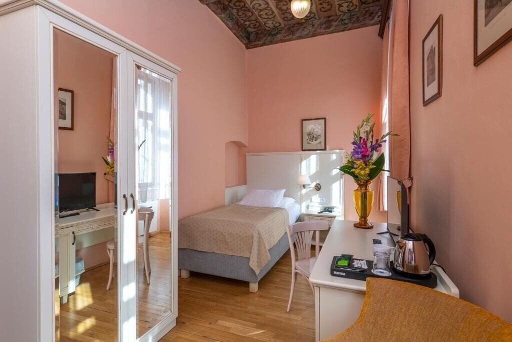 Апартаменты Cerny Slon 4*