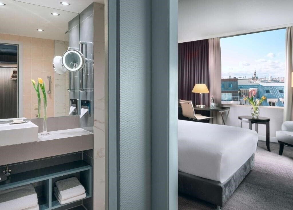 Территория Hilton Prague Old Town 5*