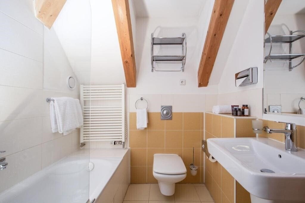 Фотография Lokal Inn 4*