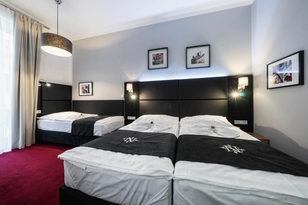 Апартаменти Noir 4*