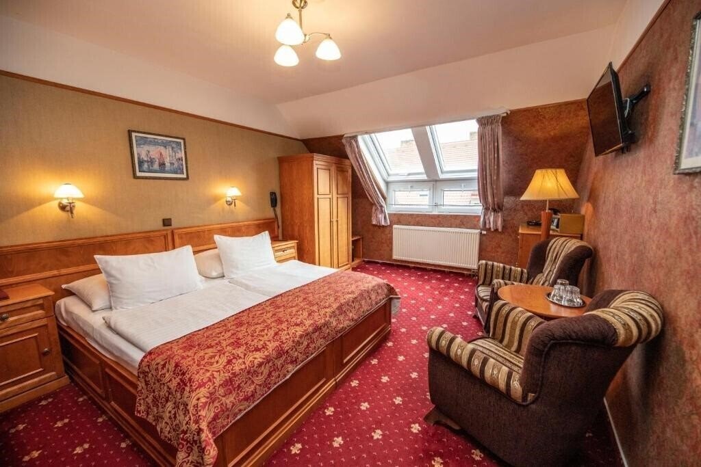 Вид Old Prague Hotel 3*