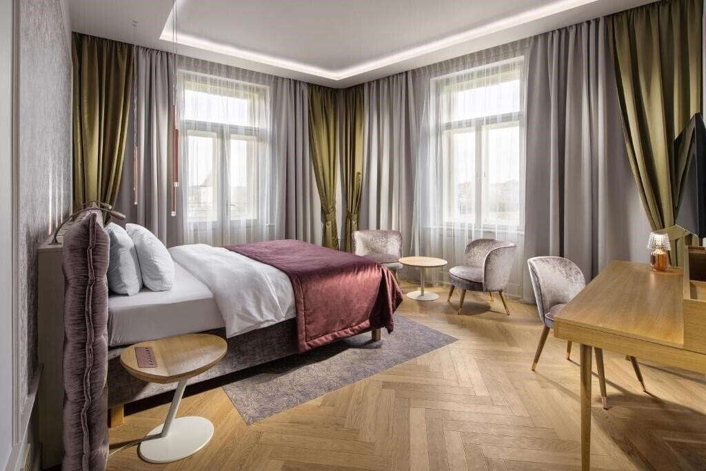 Фото Mamaison Riverside 5*