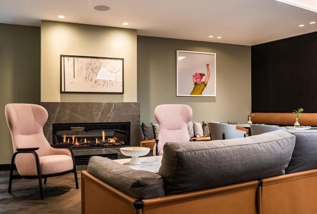 Готель Maximilian 4*