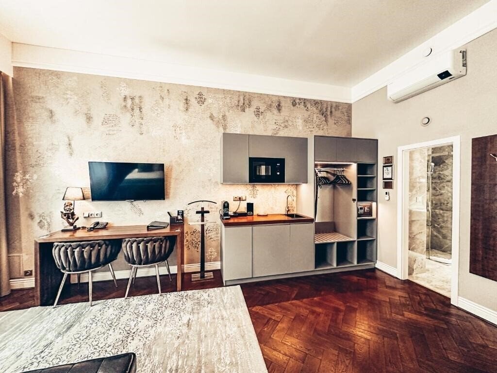 Территория Alfons 4*