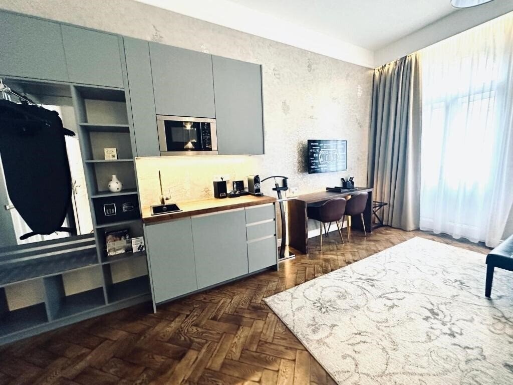 Апартаменты Alfons 4*