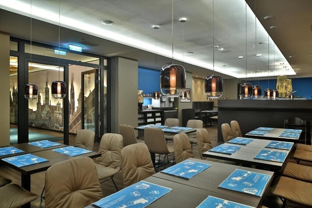 Апартаменты Motel One Praha 3*