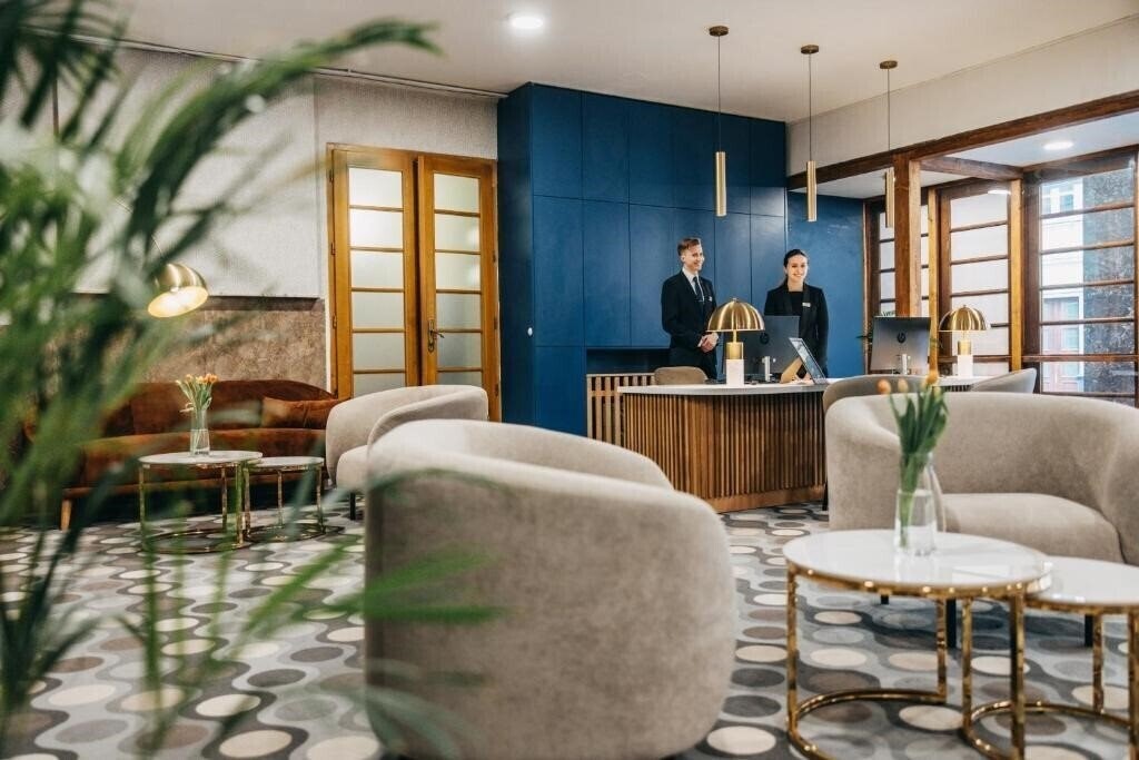 Фотография Metropolitan Old Town Hotel 3*