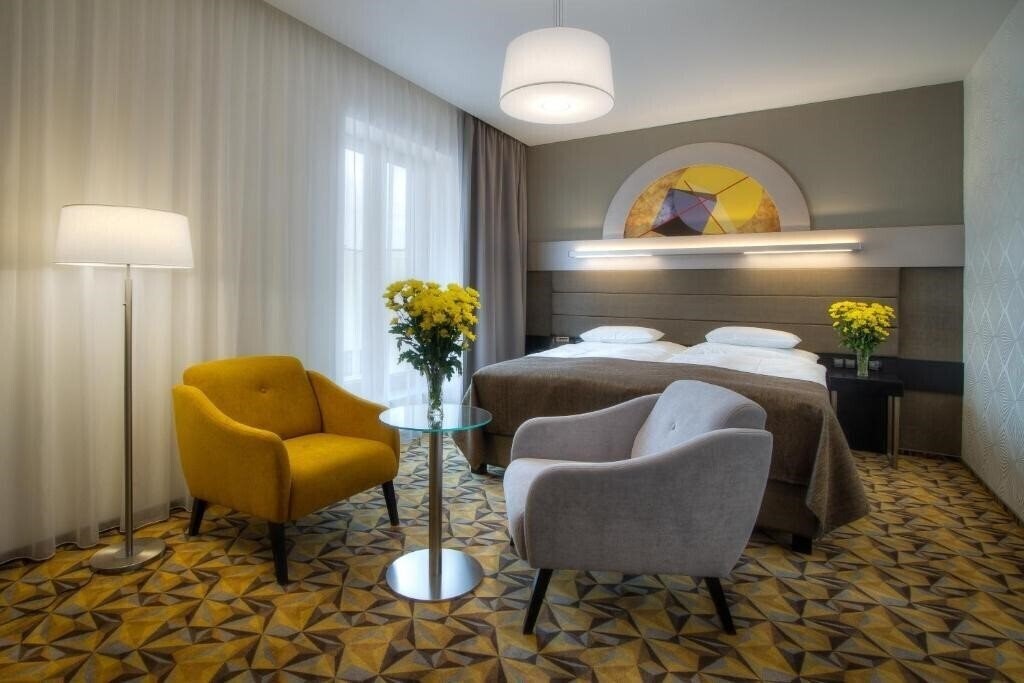 Отель Essence 4*