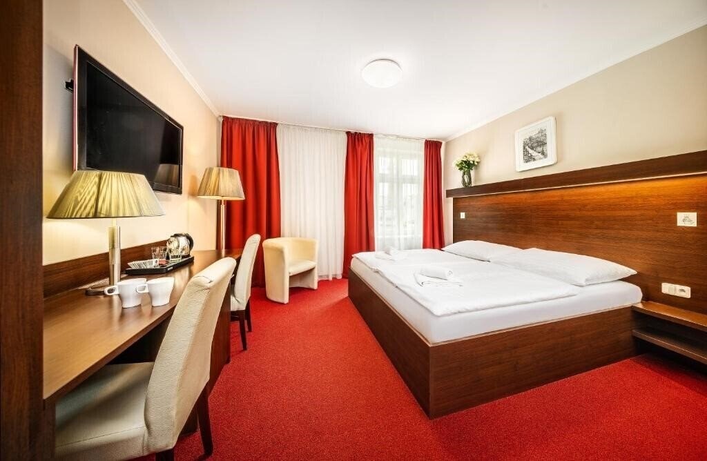 Отель Martin Hotel Prague 4*