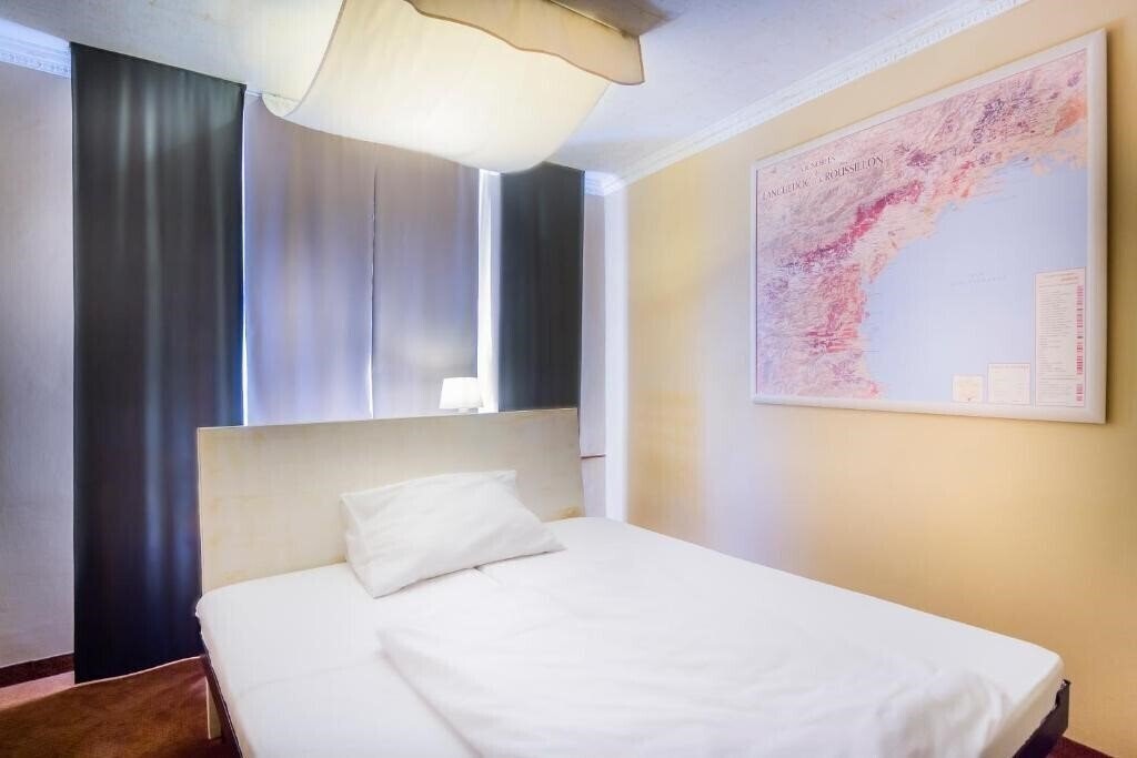 Панорама Hotel Elegant 4*