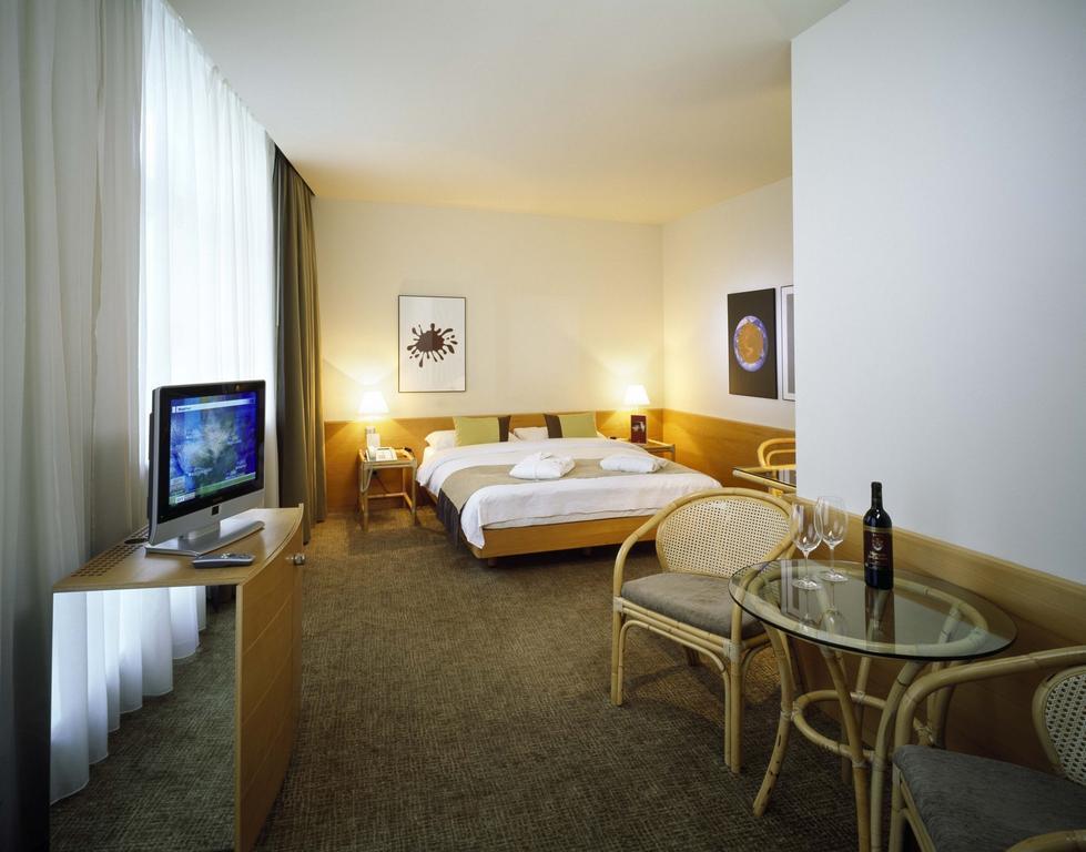 Изображение K+k Hotel Fenix 4*