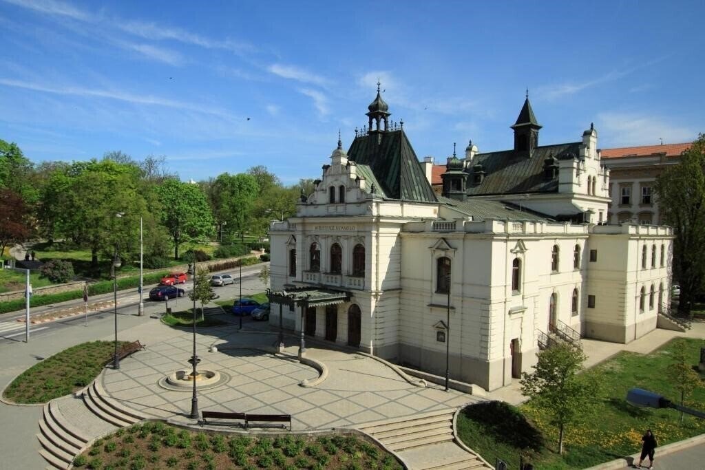 Зображення U Divadla 4*