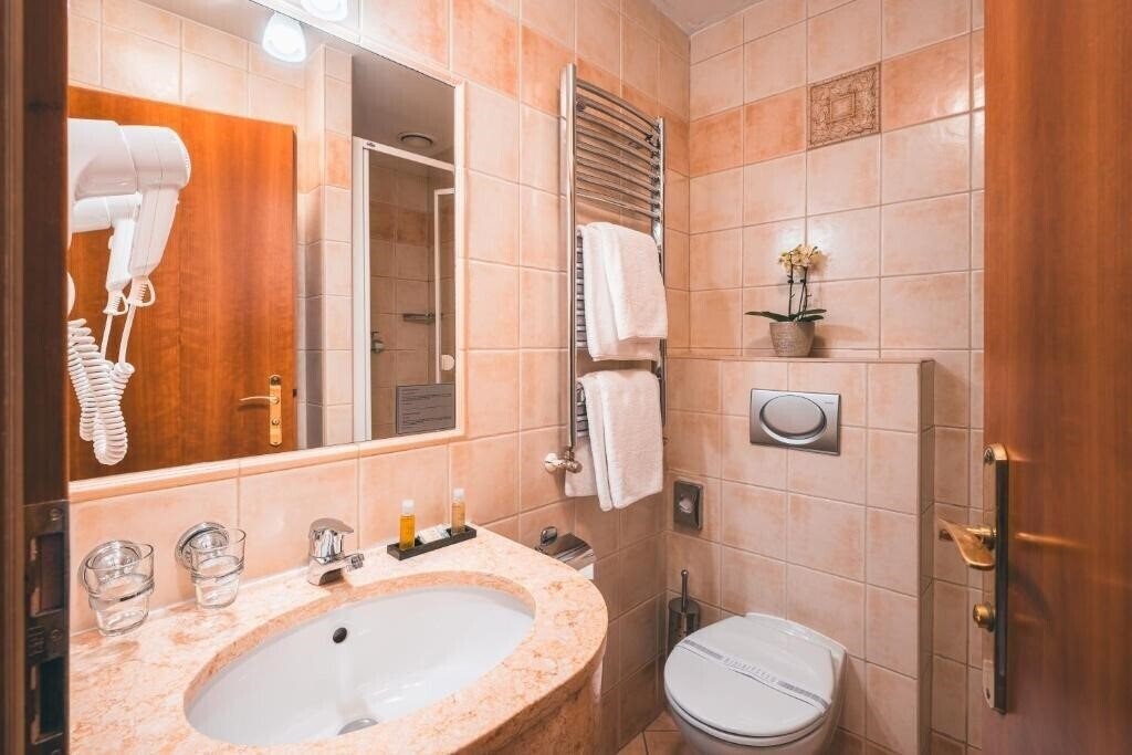 Апартаменты Ariston 3*