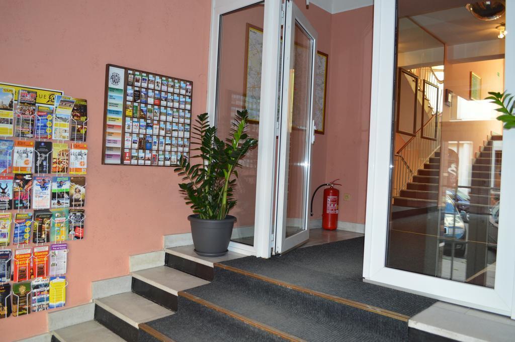 Панорама Mira 3*