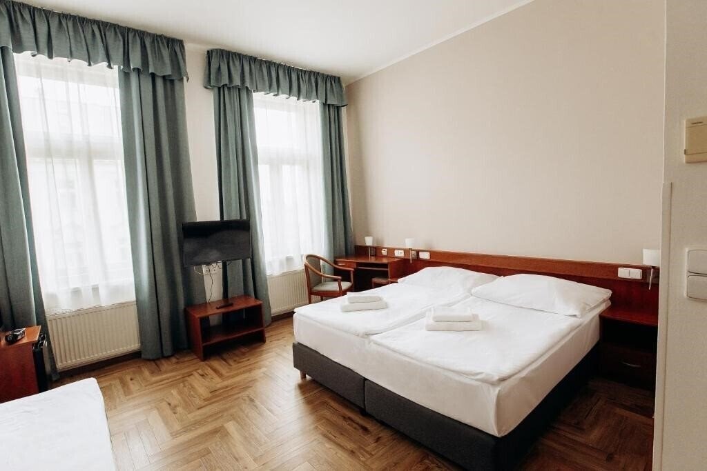 Апартаменти Alton 3*