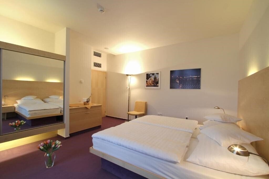 Територія Dap Hotel Praha 3*