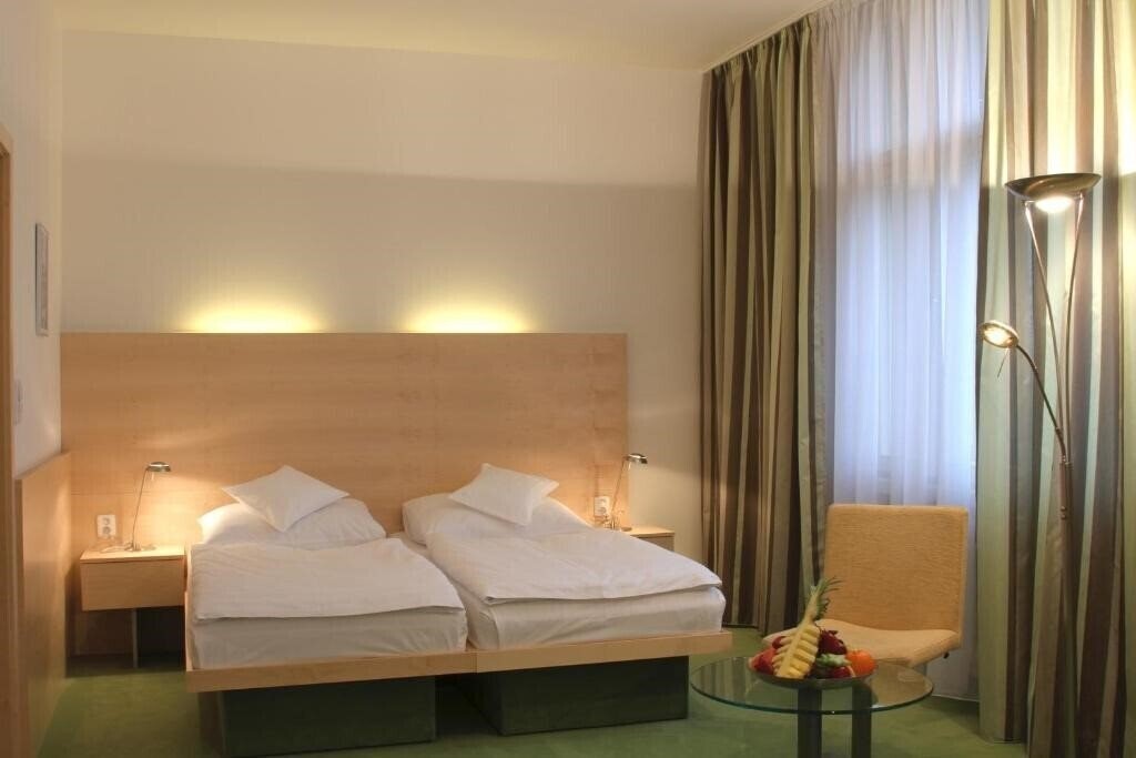 Апартаменти Dap Hotel Praha 3*