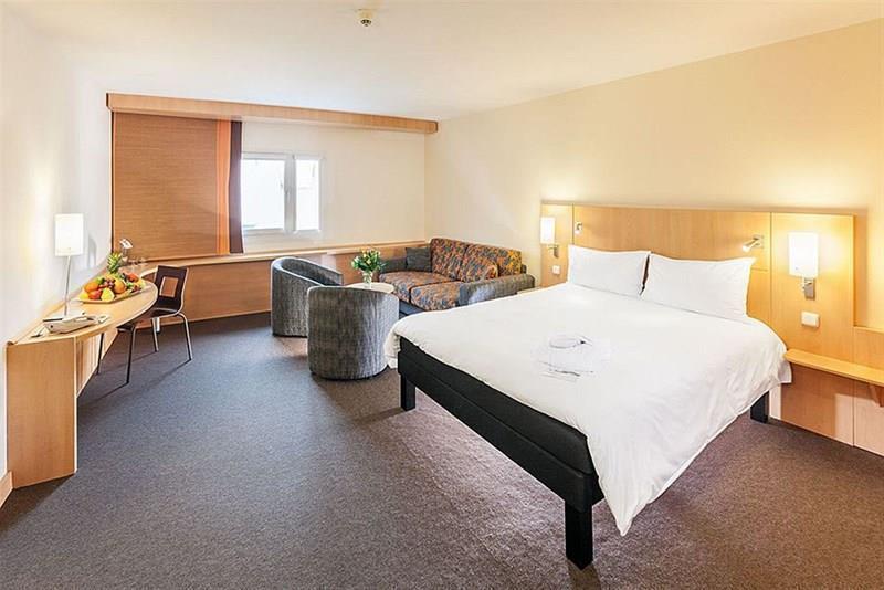 Панорама Ibis Old Town 3*