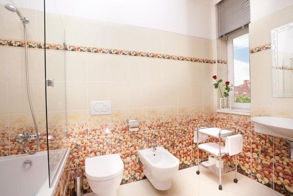 Апартаменти Green Garden 4*