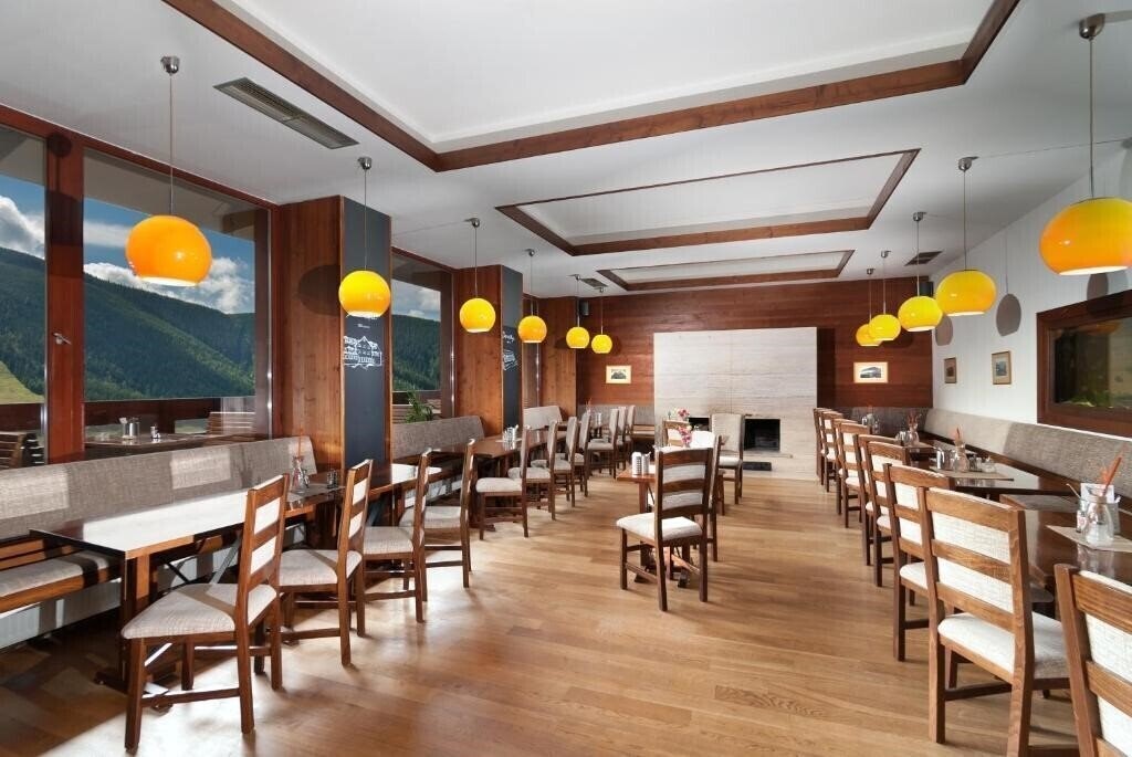 Апартаменты Adam 3*