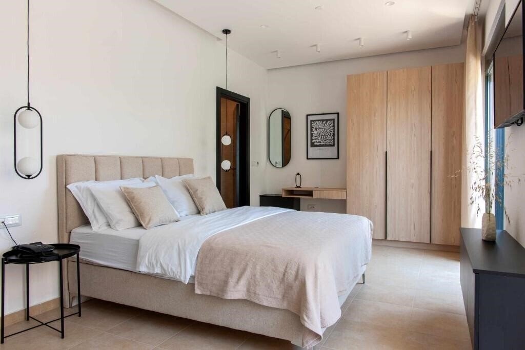 Територія Soho Suites 4*