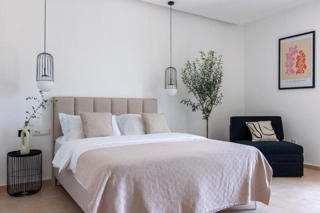 Фотографія Soho Suites 4*