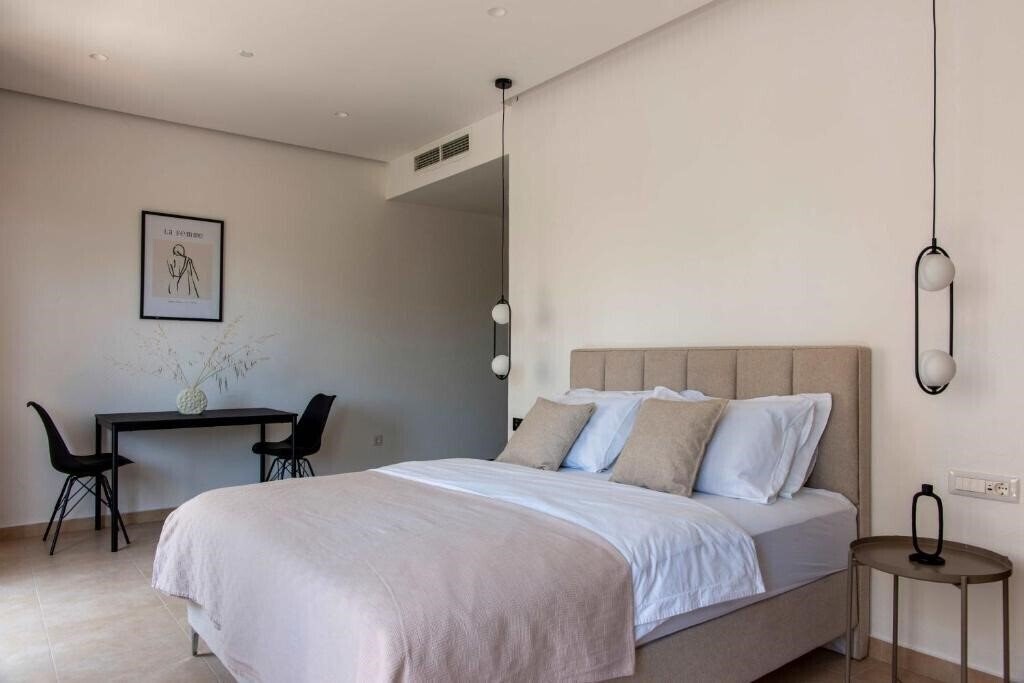 Вид Soho Suites 4*