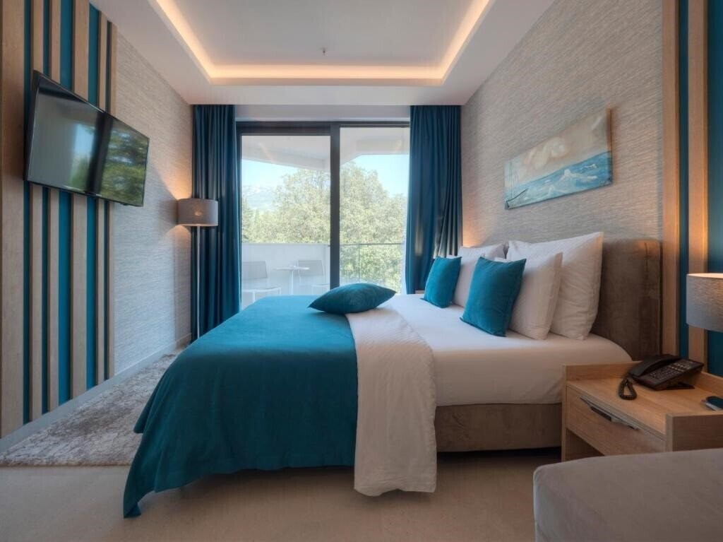 Территория Montenegro Beach Resort 4*