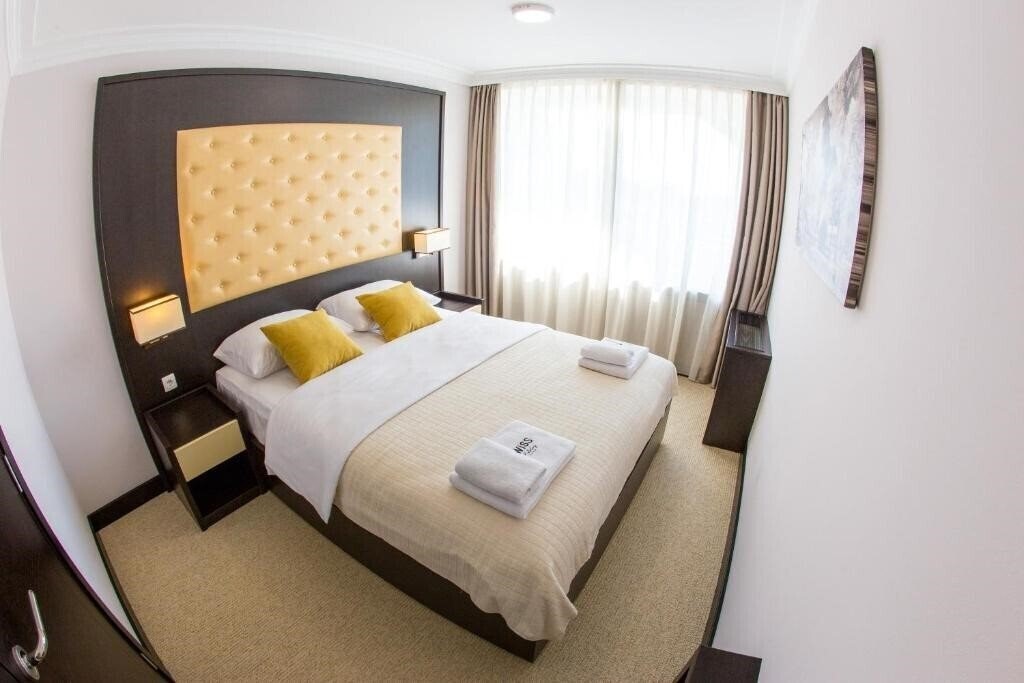 Панорама Nion Hotel Becici 3*