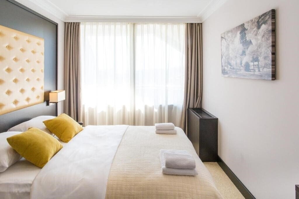 Територія Nion Hotel Becici 3*