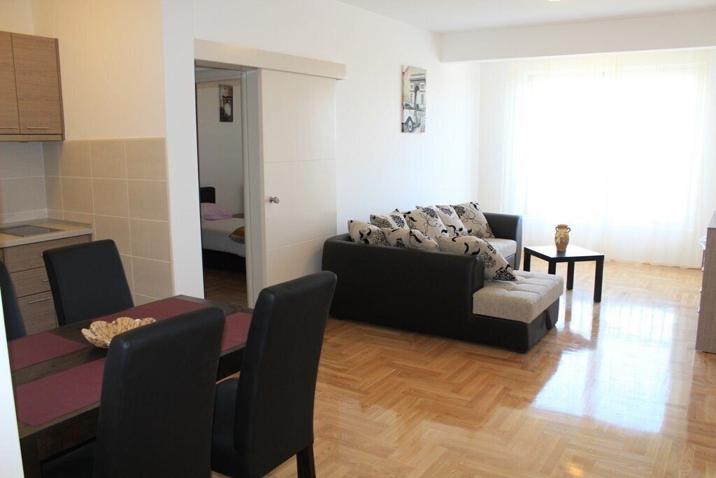 Картинка Becici Lux villa 4*